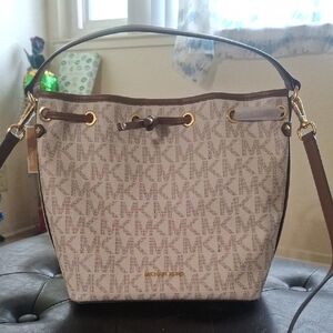 Michael Kors "Vanilla" Bucket Bag